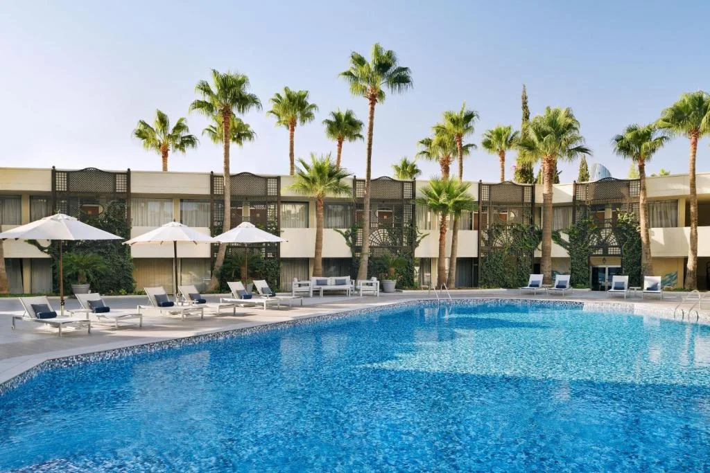 مسبح فندق ماريوت عمان