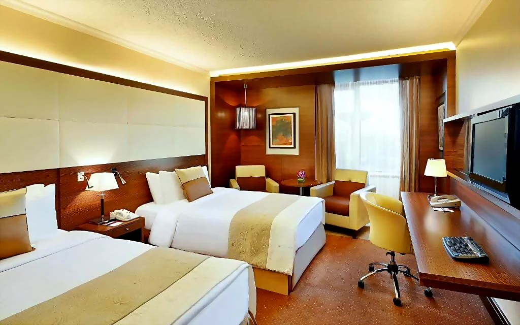 غرف نوم فندق كراون بلازا عمان