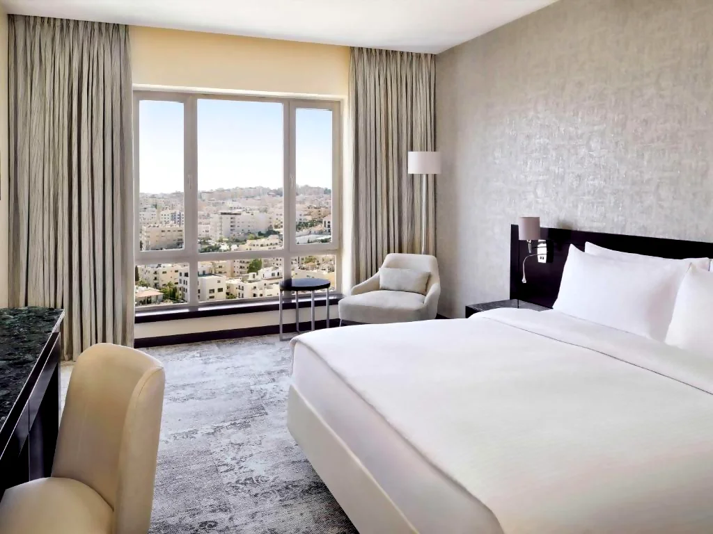 غرف فندق موفنبيك عمان بالاردن 