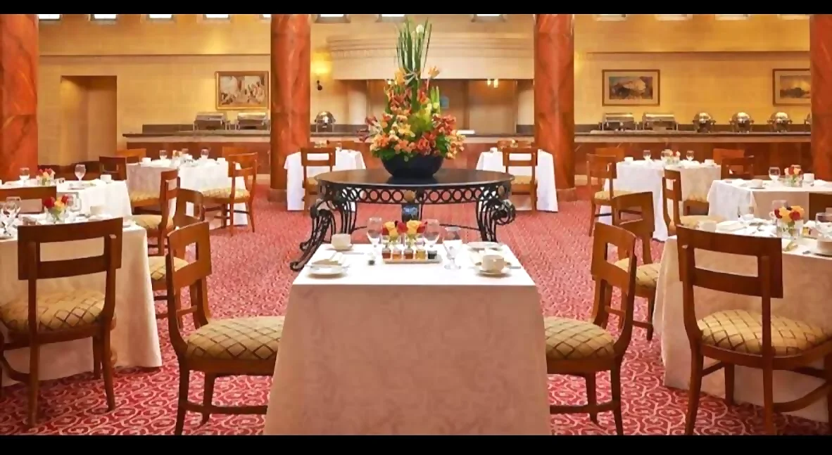 مطعم Atrium فندق انتركونتيننتال عمان