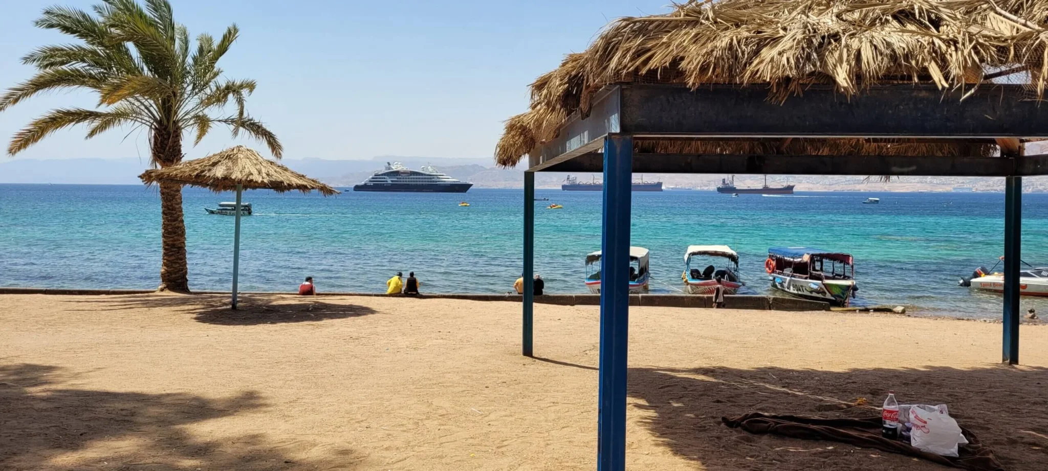 شاطئ الغندور- السياحة في العقبة